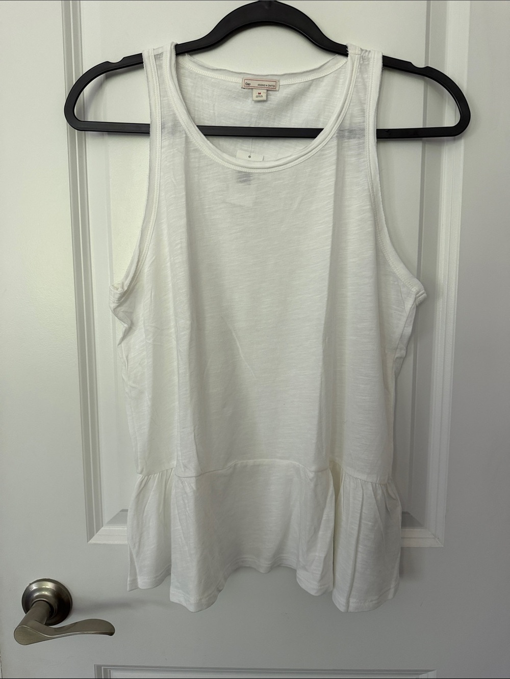 NWT GAP White Sleeveless Peplum Tank
